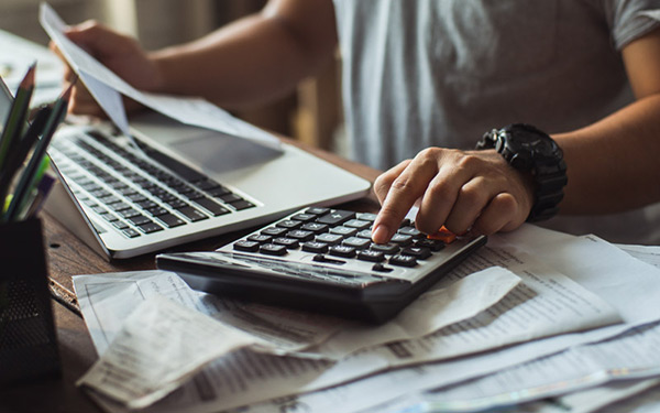 Read more about the article Calculating Roof Replacement